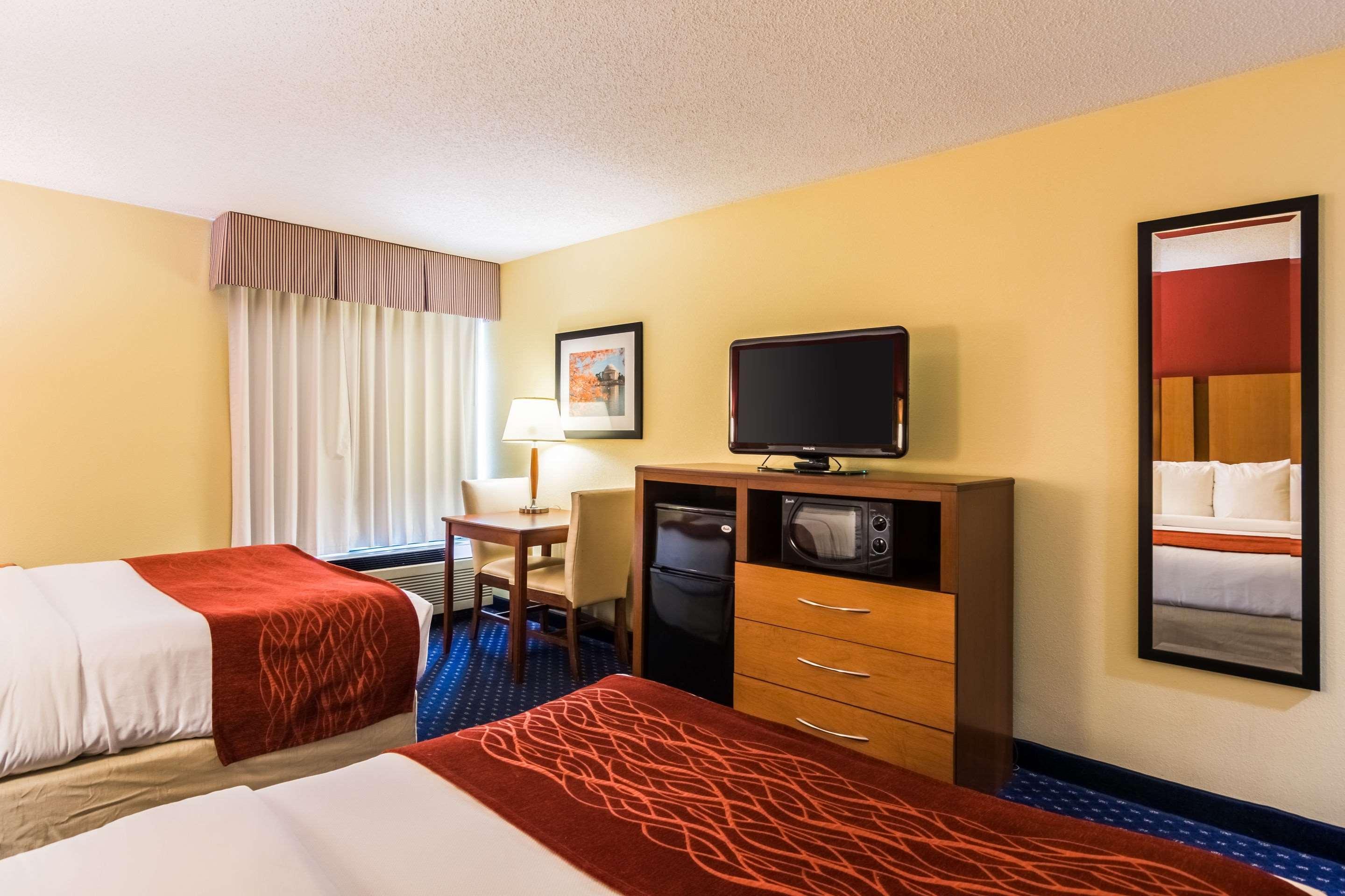 Comfort Inn At Joint Base Andrews Clinton Exterior foto