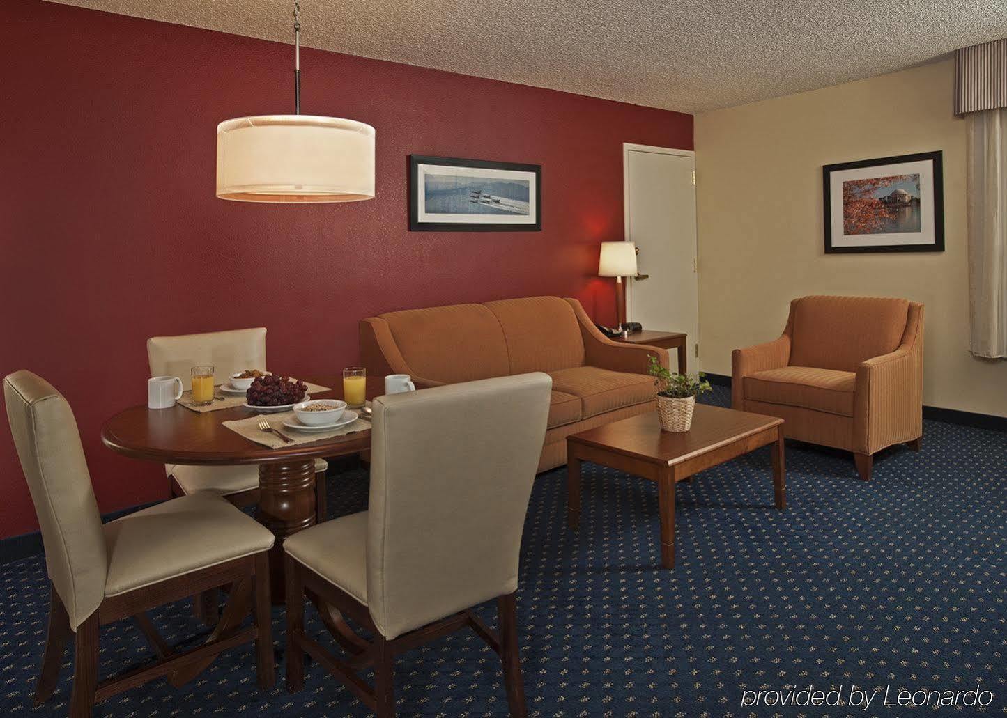 Comfort Inn At Joint Base Andrews Clinton Exterior foto